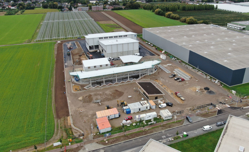 Aktuelles Luftbild der Baustelle des Werstoff- und Logistikzentrums